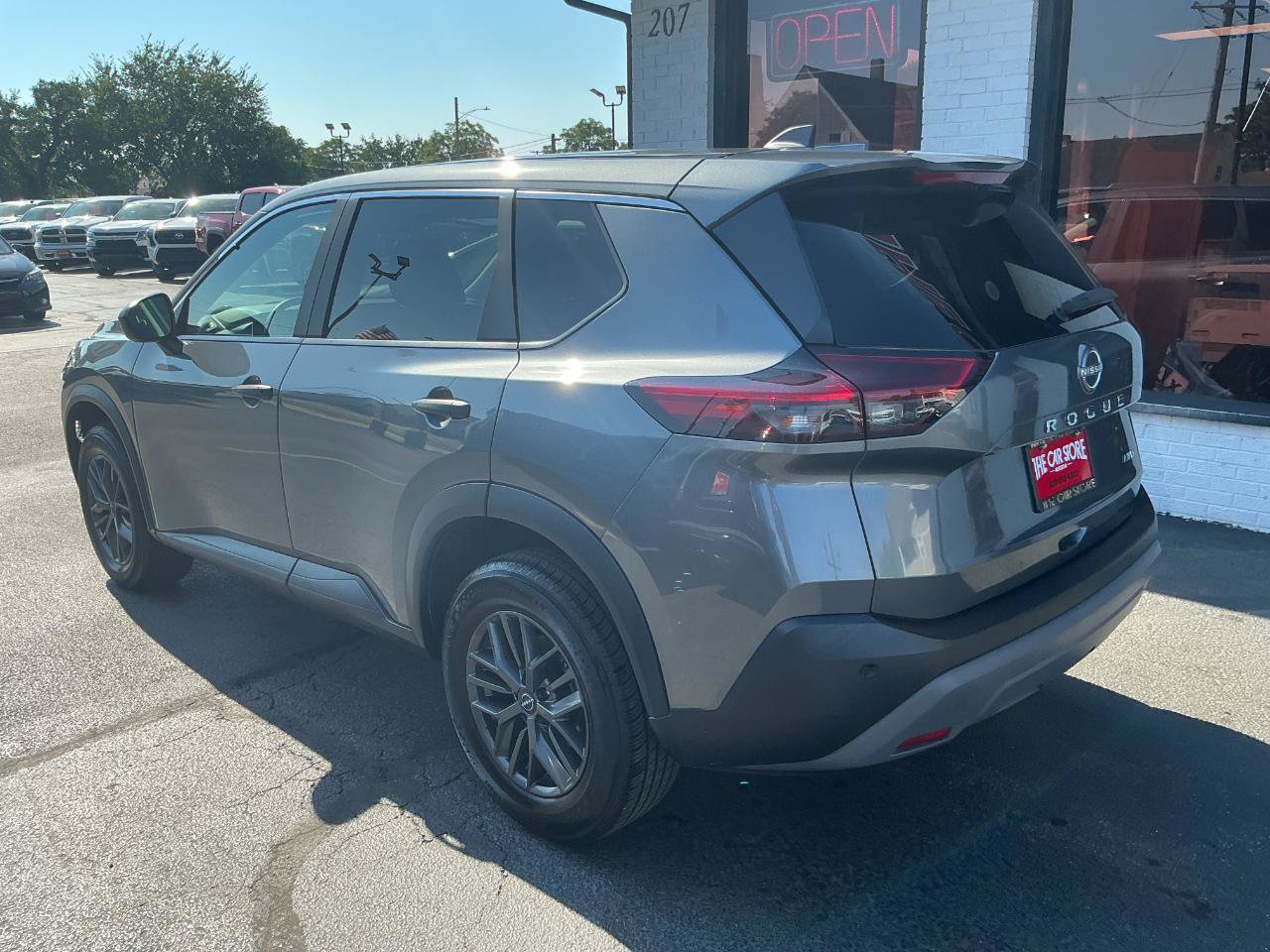 Used 2023 Nissan Rogue S AWD/4WD image 5