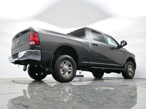 Used 2018 RAM 2500 Tradesman w/ Chrome Appearance Group image 15