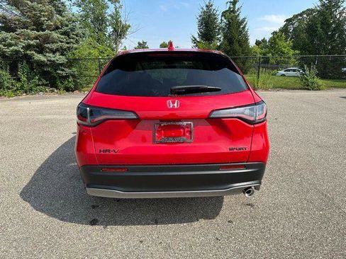 New 2026 Honda HR-V Sport image 9