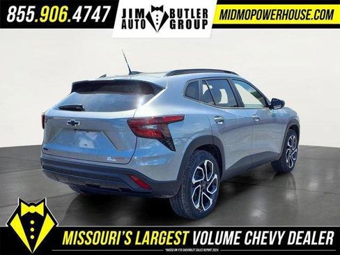 New 2026 Chevrolet Trax RS w/ Driver Confidence Package FWD image 19