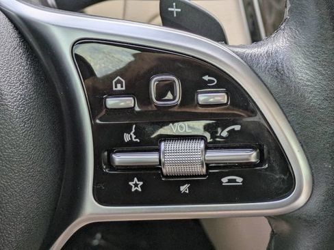 Used 2019 Mercedes-Benz C 300 Sedan image 25