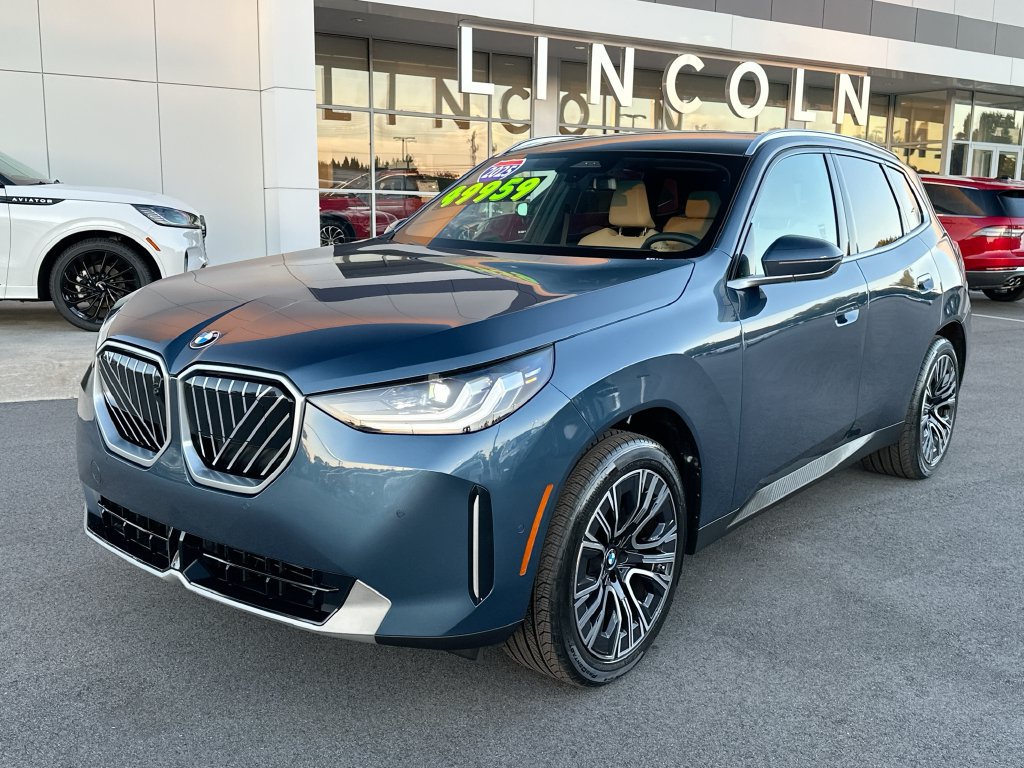 Used 2025 BMW X3 xDrive30i w/ Premium Package AWD/4WD image 1