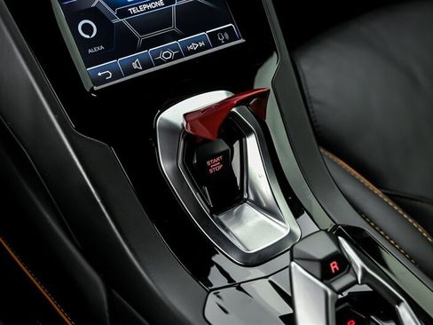 Used 2020 Lamborghini Huracan EVO RWD image 26