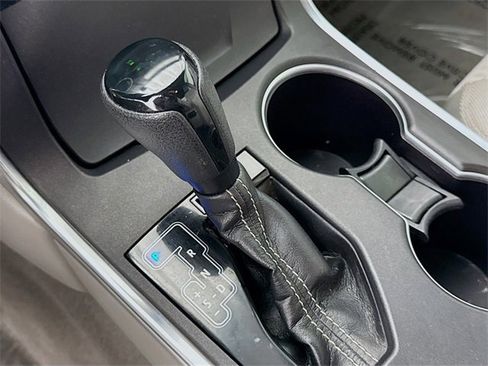 Certified 2017 Toyota Camry LE image 16