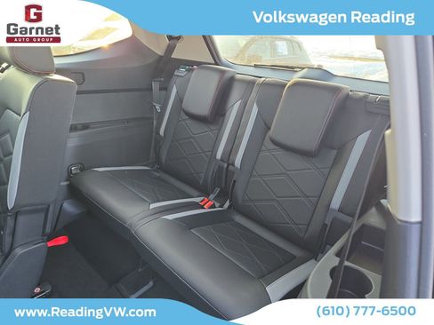 New 2026 Volkswagen Atlas Peak Edition image 15