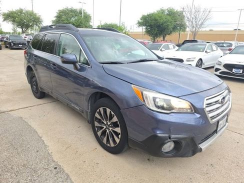 Used 2017 Subaru Outback 2.5i Limited image 4