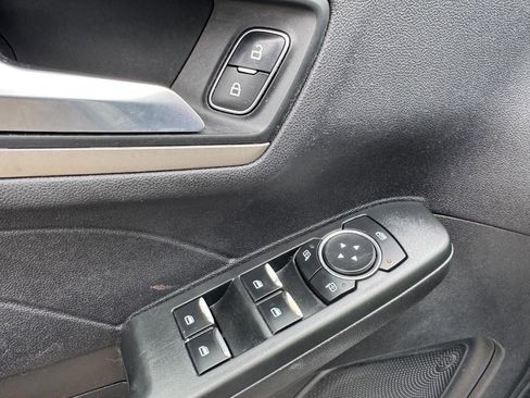 Used 2022 Ford Escape SEL image 15