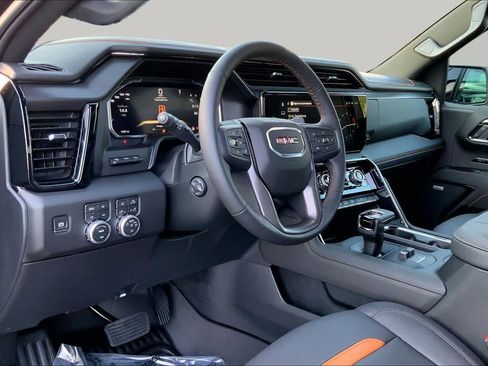 Used 2026 GMC Sierra 1500 AT4 w/ AT4 Premium Package AWD/4WD image 17
