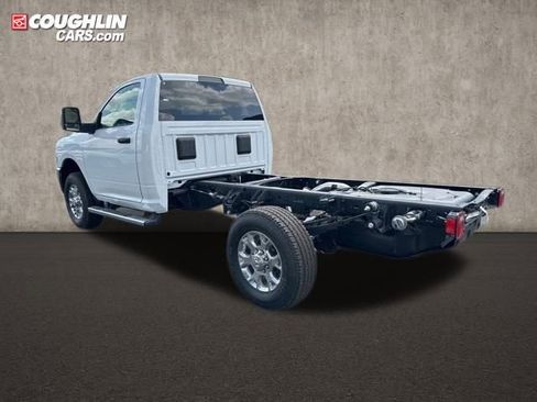 New 2024 RAM 3500 Tradesman image 7