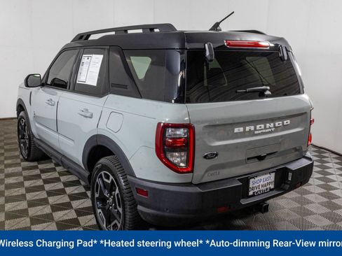 Used 2022 Ford Bronco Sport Outer Banks w/ Tech Package AWD/4WD image 18
