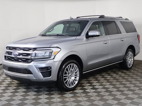 Used 2024 Ford Expedition Max Limited image 13