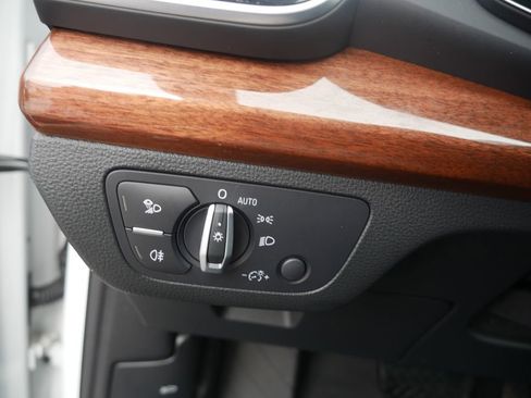 Certified 2022 Audi Q5 2.0T Premium Plus w/ Premium Plus Package image 50