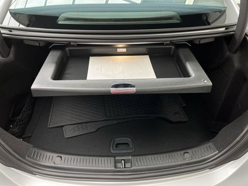 Used 2020 Mercedes-Benz E 350 4MATIC Sedan image 33