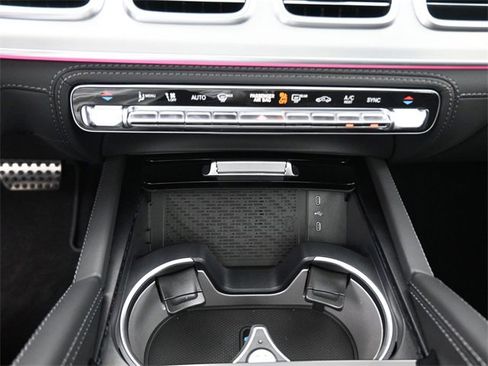 New 2026 Mercedes-Benz GLE 53 AMG 4MATIC image 32