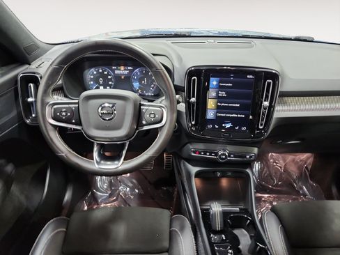 Used 2021 Volvo XC40 T5 R-Design w/ Climate Package AWD/4WD image 10