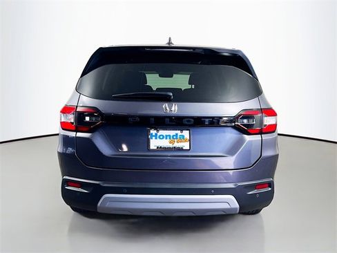 Certified 2025 Honda Pilot EX-L image 8