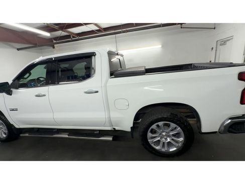 Used 2022 Chevrolet Silverado 1500 LTZ w/ LTZ Premium Texas Edition AWD/4WD image 6