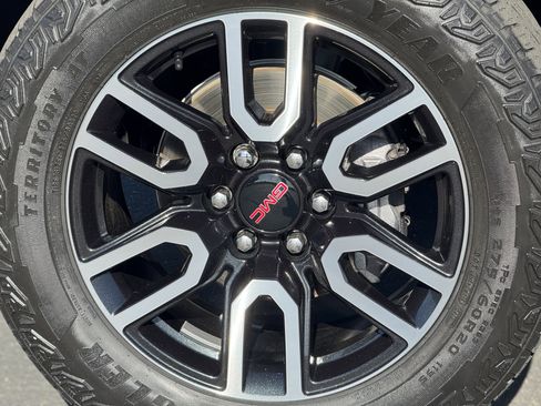 Used 2023 GMC Yukon XL AT4 w/ Max Trailering Package image 8