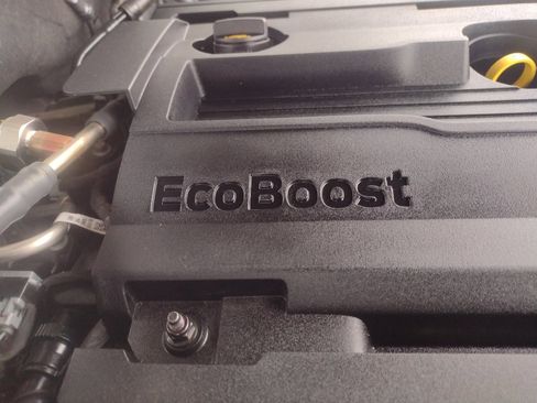 Used 2020 Ford Mustang Premium image 14