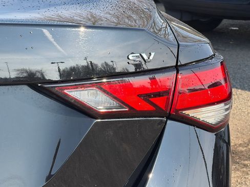 Used 2023 Nissan Sentra SV image 8