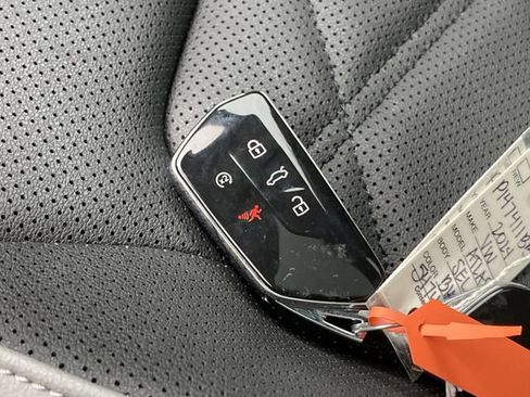 Used 2024 Volkswagen Atlas Peak Edition SEL image 29