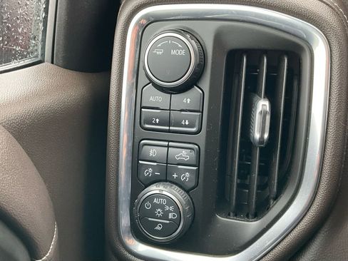 Used 2021 Chevrolet Silverado 1500 LT Trail Boss w/ Convenience Package II image 24