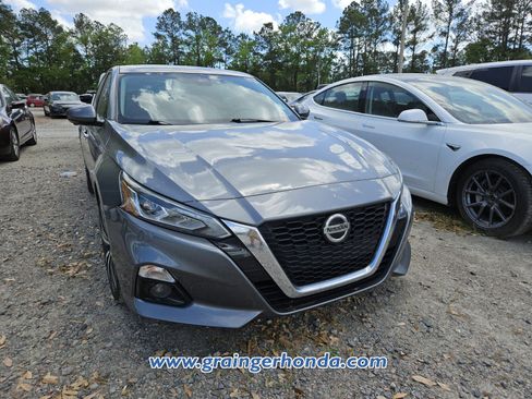 Used 2020 Nissan Altima 2.5 Platinum image 4