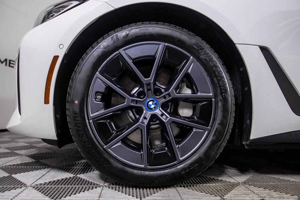 Used 2023 BMW i4 eDrive35 RWD image 35