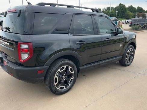 Used 2023 Ford Bronco Sport Outer Banks w/ Tech Package AWD/4WD image 9