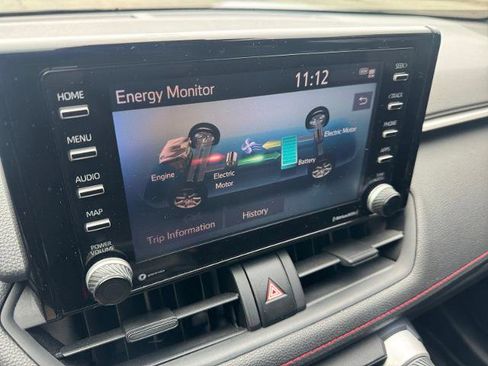 Used 2022 Toyota RAV4 SE image 26