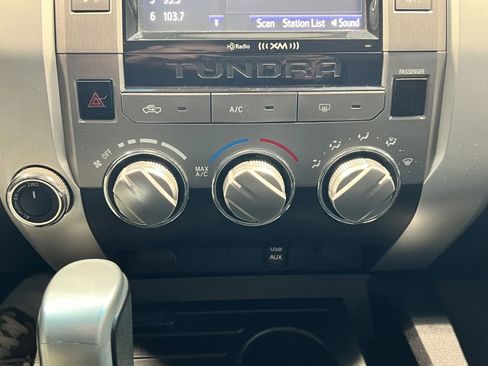 Used 2015 Toyota Tundra SR5 w/ SR5 Upgrade Package image 49