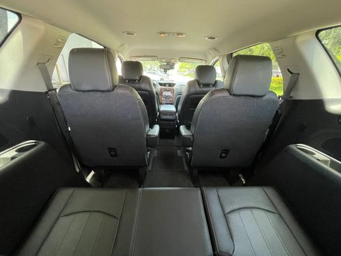 Used 2014 Chevrolet Traverse LTZ AWD/4WD image 33