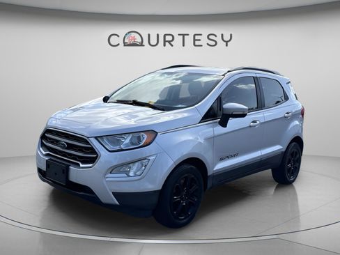 Used 2019 Ford EcoSport SE FWD image 2