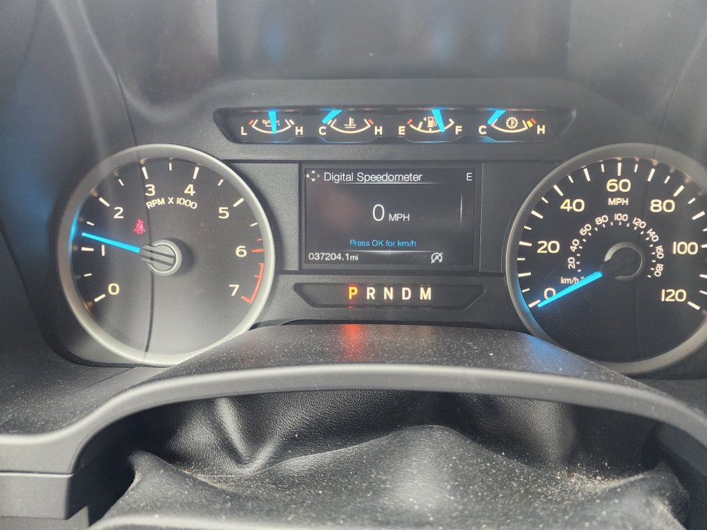 Used 2017 Ford F150 XLT w/ Equipment Group 302A Luxury AWD/4WD image 4