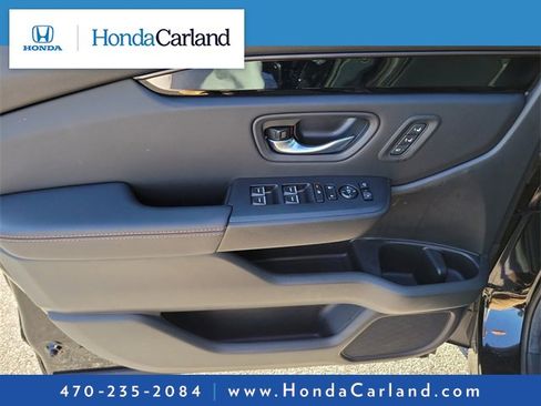Used 2025 Honda Pilot TrailSport image 8