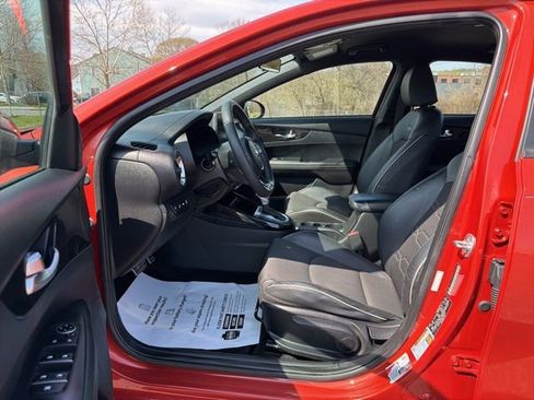 Used 2021 Kia Forte GT-Line image 13