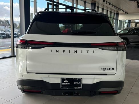 New 2026 INFINITI QX60 Autograph w/ Dark Cargo Package image 4