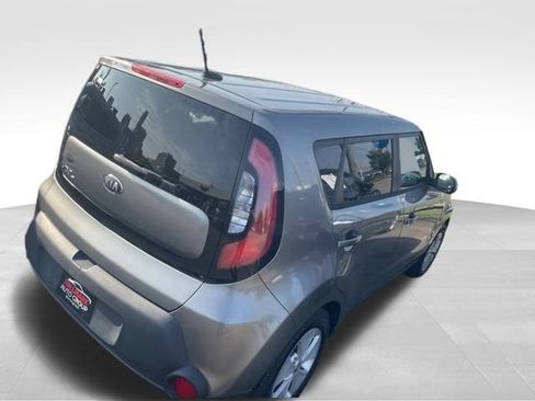 Used 2015 Kia Soul FWD image 9