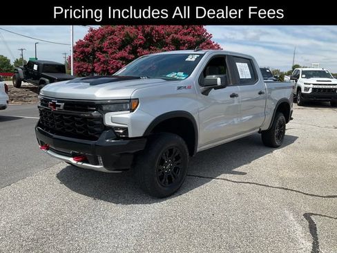 Used 2022 Chevrolet Silverado 1500 ZR2 w/ Technology Package AWD/4WD image 1