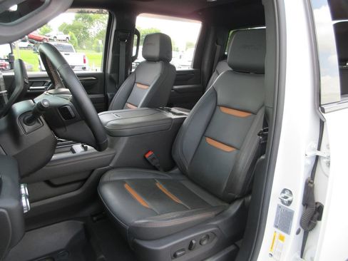Certified 2024 GMC Sierra 3500 AT4 w/ Technology Package AWD/4WD image 25
