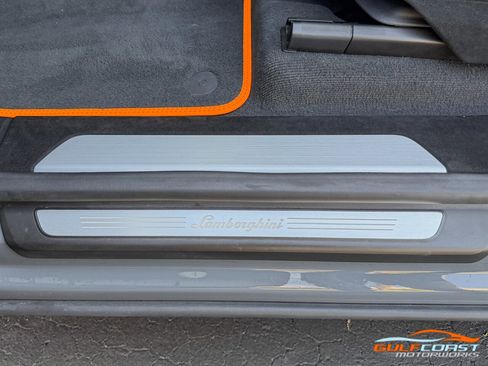 Used 2024 Lamborghini Urus Performante image 25