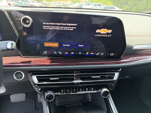 New 2026 Chevrolet Traverse RS AWD/4WD image 31