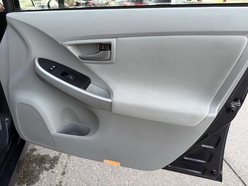 Used 2012 Toyota Prius Two image 18