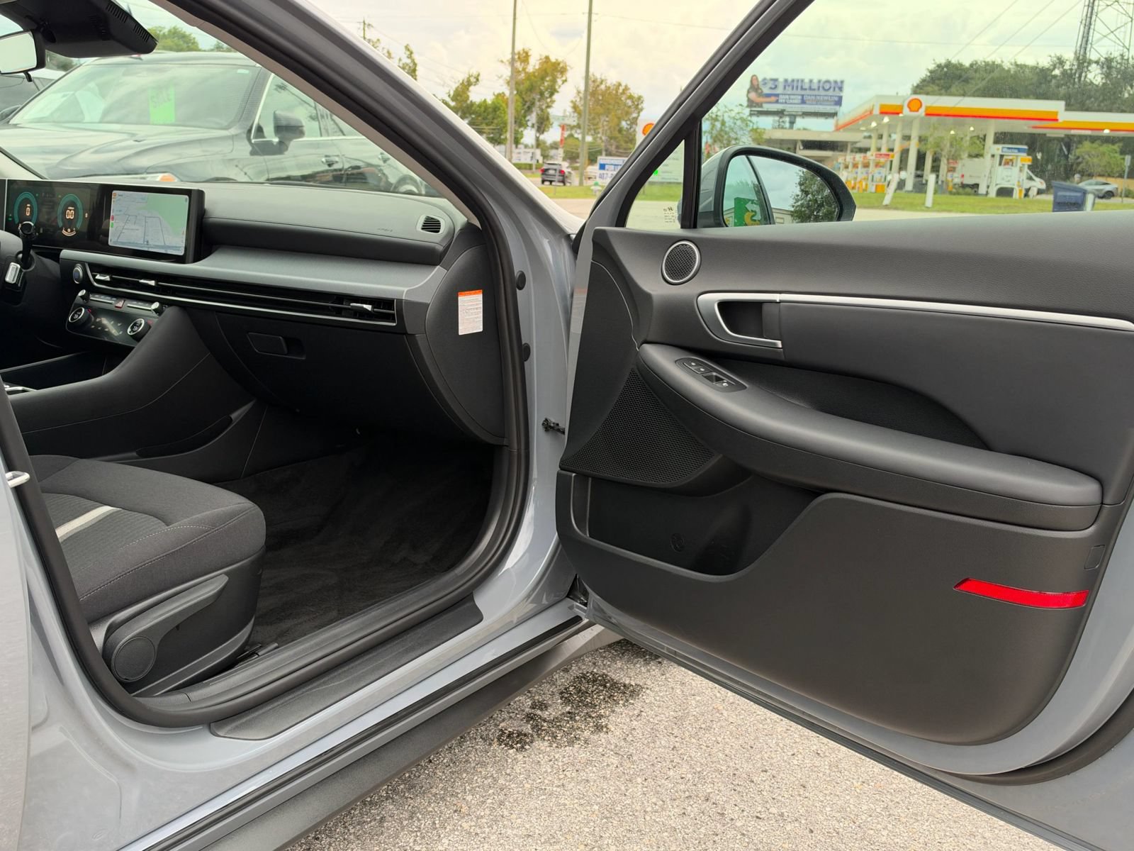 Used 2026 Hyundai Sonata Blue FWD image 21