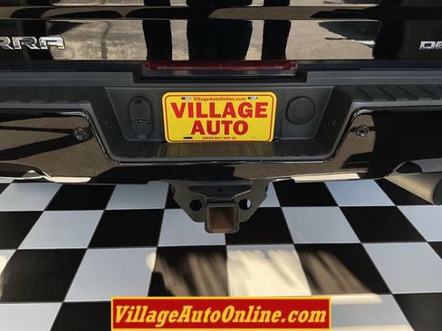 Used 2018 GMC Sierra 3500 Denali w/ Duramax Plus Package AWD/4WD image 31