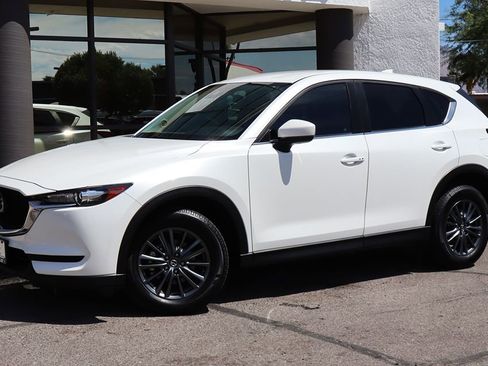 Used 2019 MAZDA CX-5 Touring FWD image 3