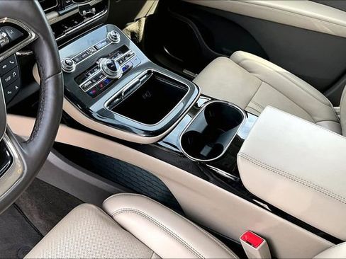 Used 2023 Lincoln Nautilus Reserve w/ Equipment Group 201A image 15