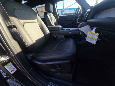 New 2026 Land Rover Defender 110 X-Dynamic SE image 11