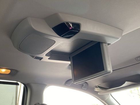 Used 2020 Honda Pilot Elite image 18