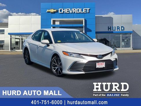 Used 2024 Toyota Camry XLE w/ Cold Weather Package AWD/4WD image 1